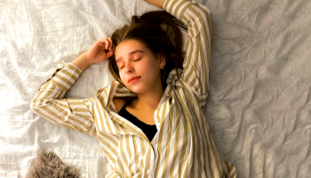 How Long Before Bed Should You Take CBD